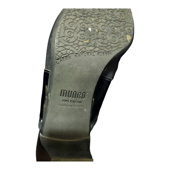 MUNRO "Ella" Fabric/Patent Slingback Pump - Size 6 1/2W - Picture 7 of 8